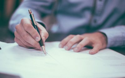Cómo cambiar el titular del contrato